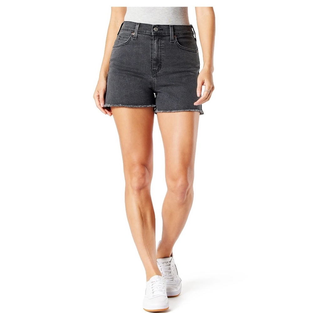 Levi Strauss Signature Women's Heritage 3" High Rise Cutoff Short